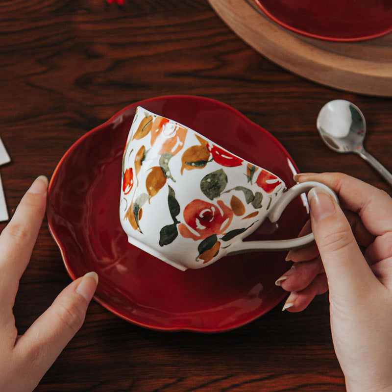 Vintage-style ceramic coffee cups, saucers, latte cups, afternoon tea cups, vintage hand-painted cups, and wedding gifts